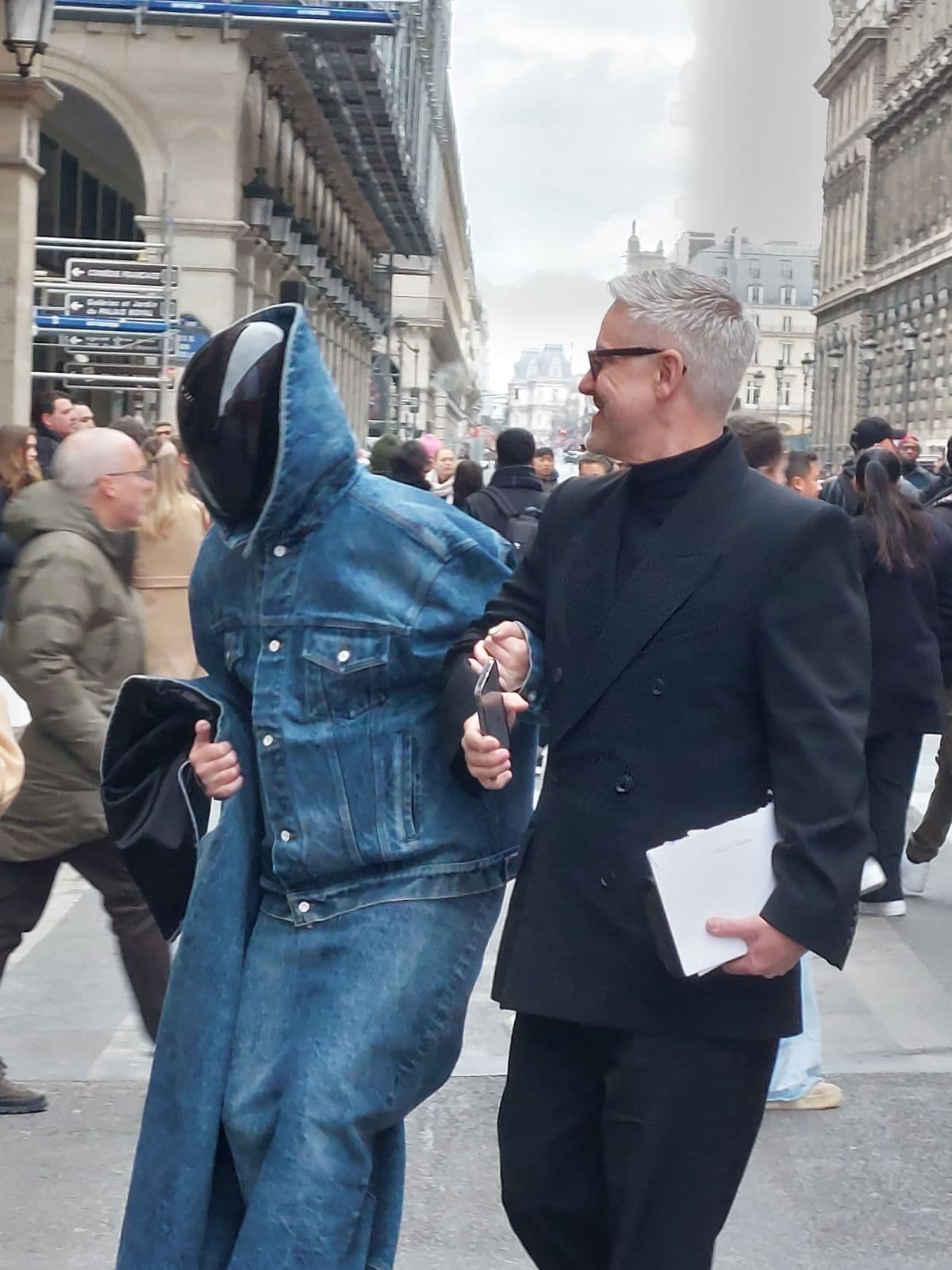 Paris Fashion Week — VIP Logistics & Access Guide