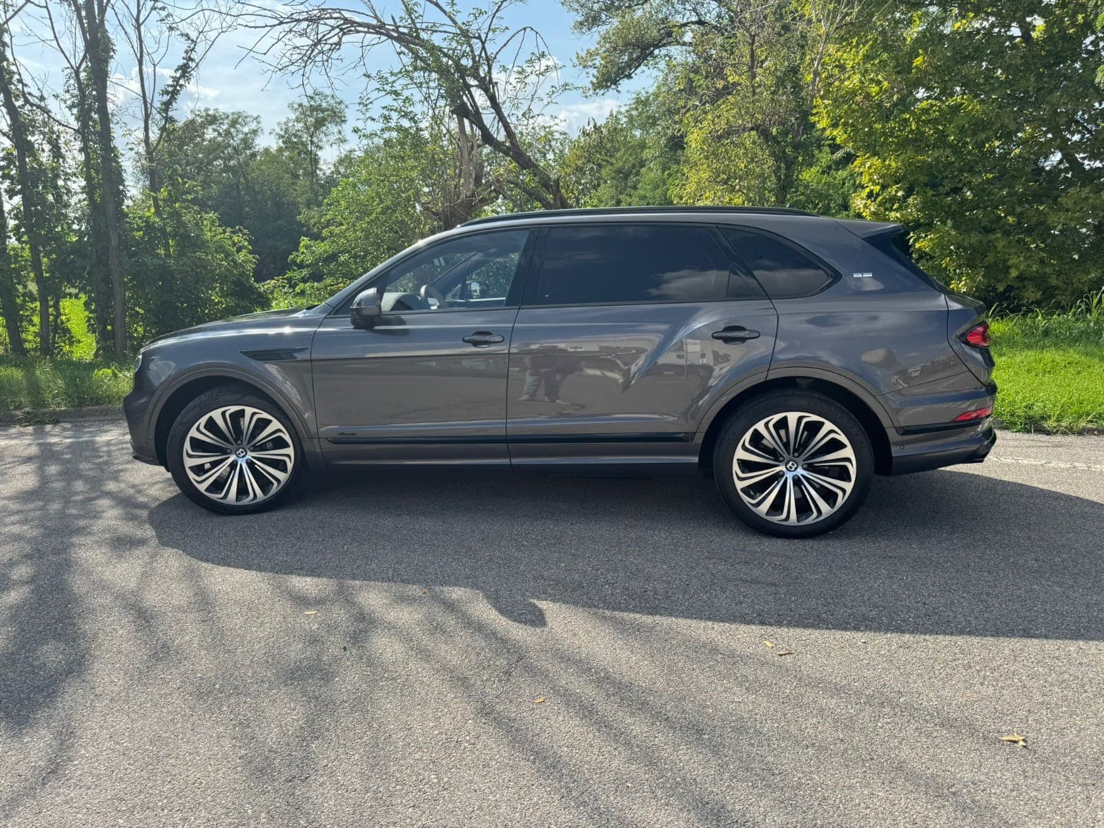 Bentley Bentayga — 7