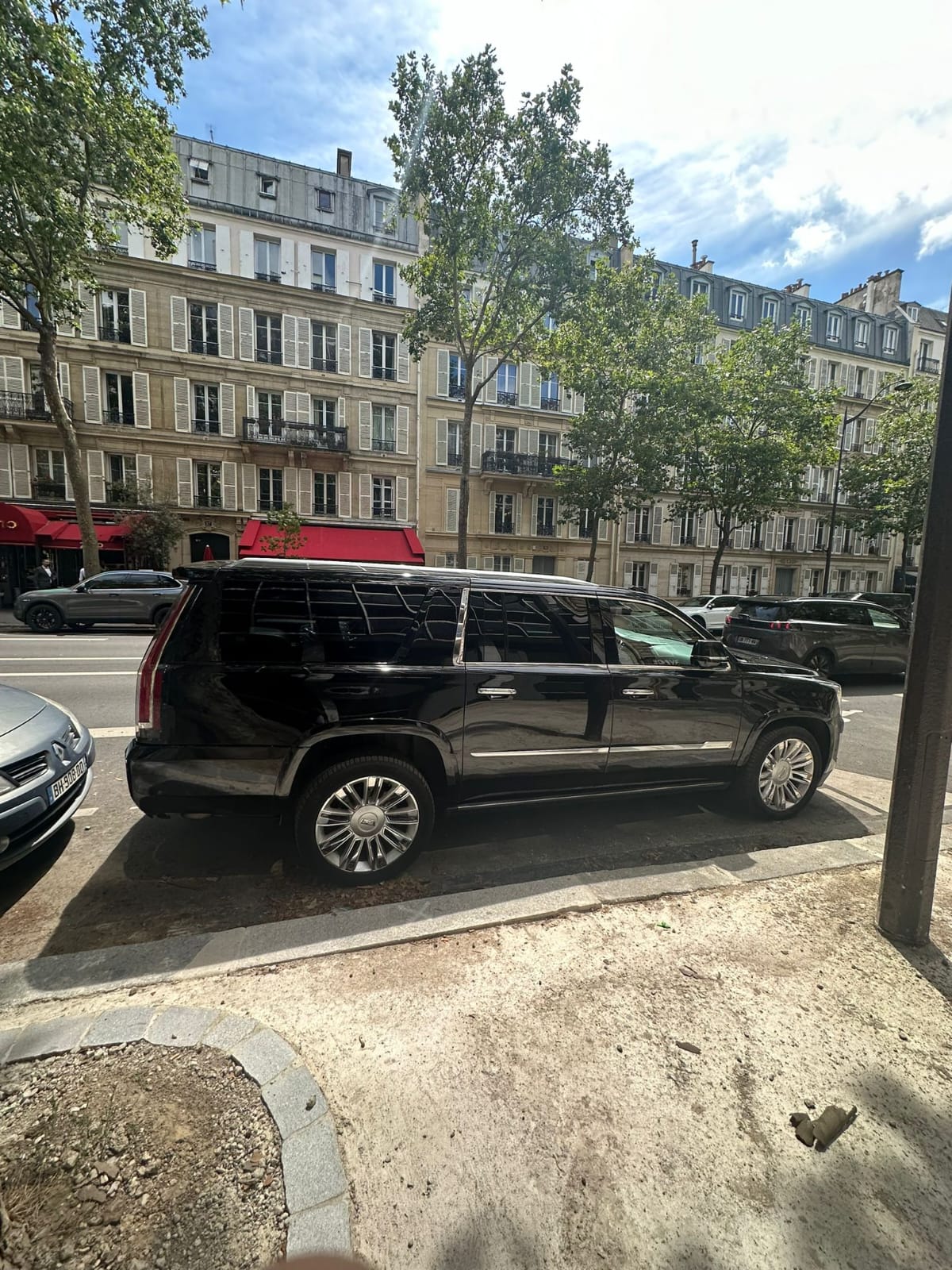 Cadillac Escalade ESV
