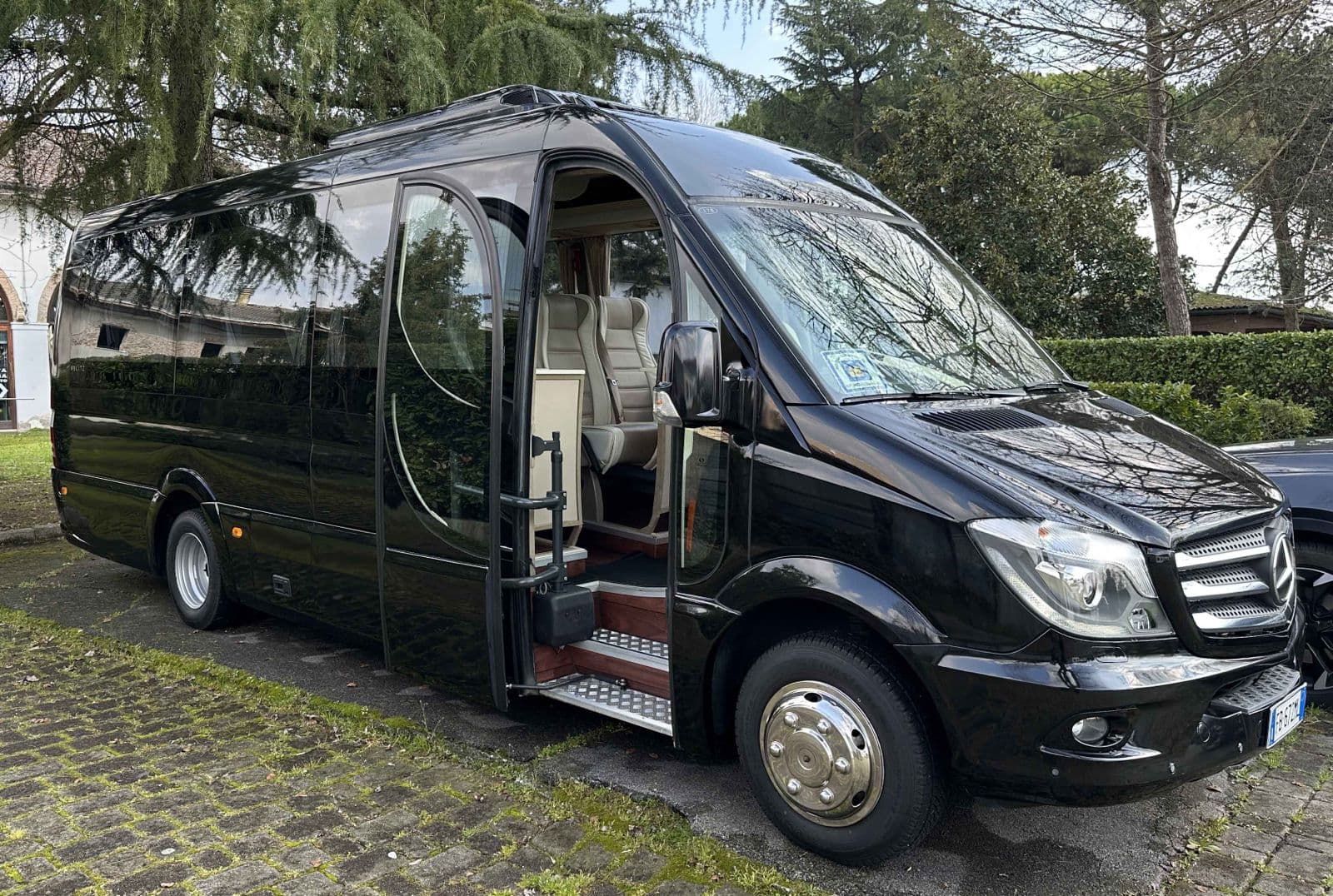 paris-university-academic-chauffeur