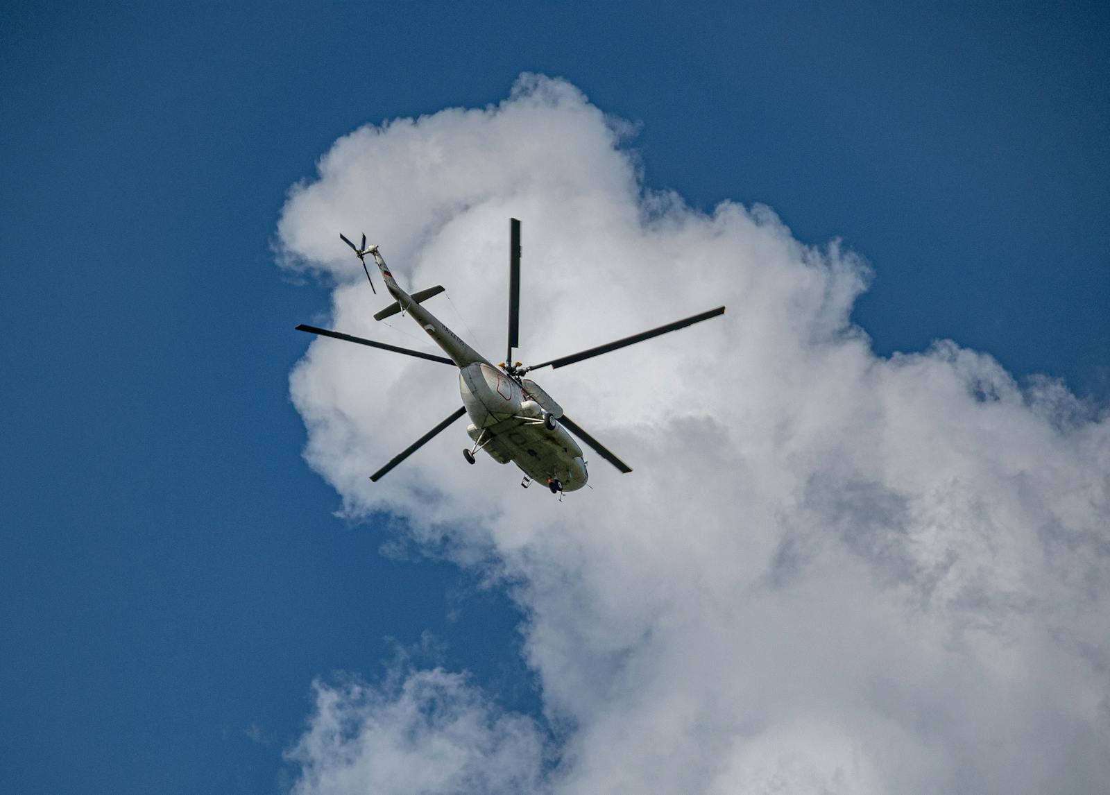FFGR Paris private helicopter in flight