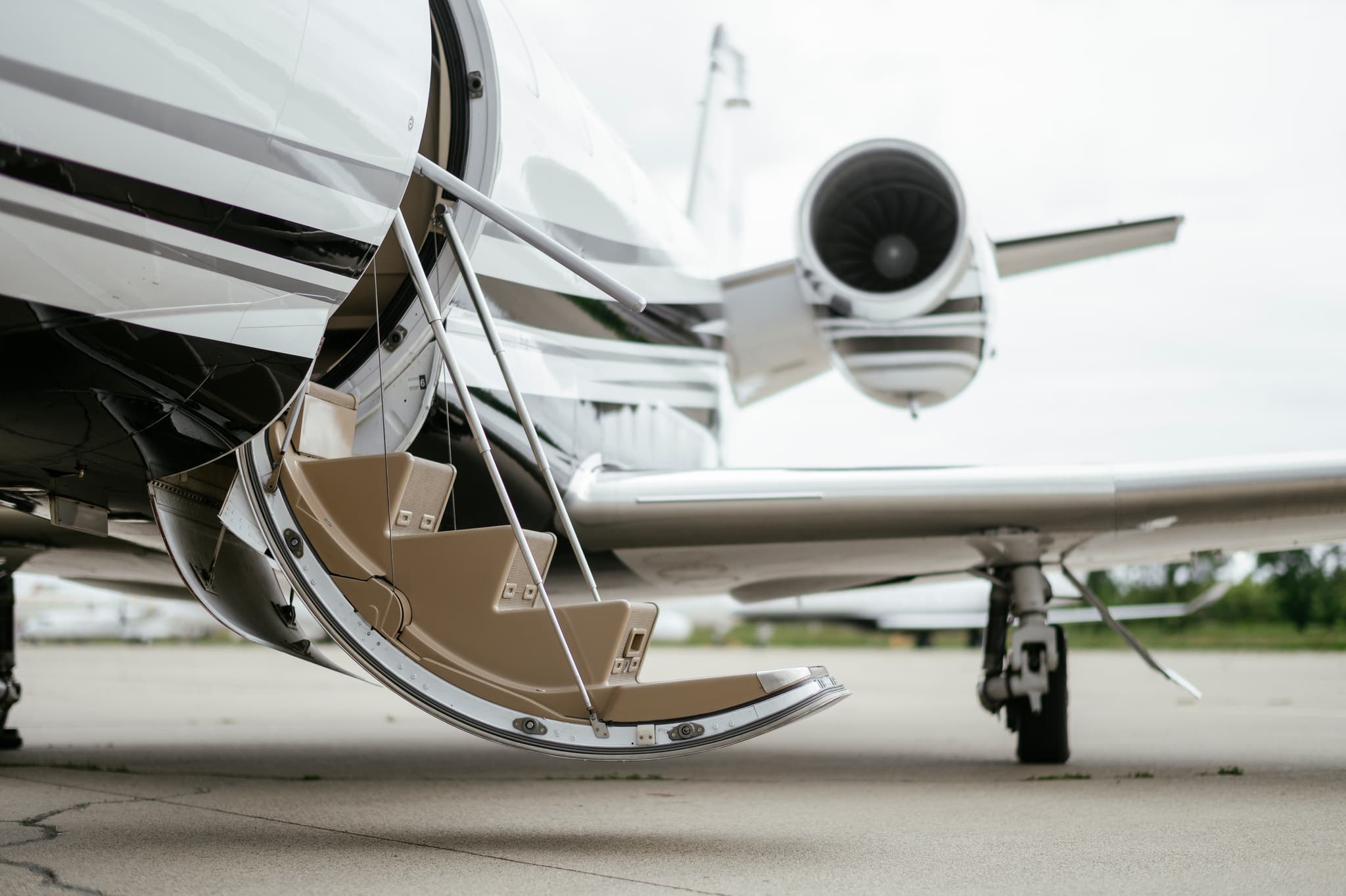 Jet privé sur tarmac Paris Le Bourget FFGR