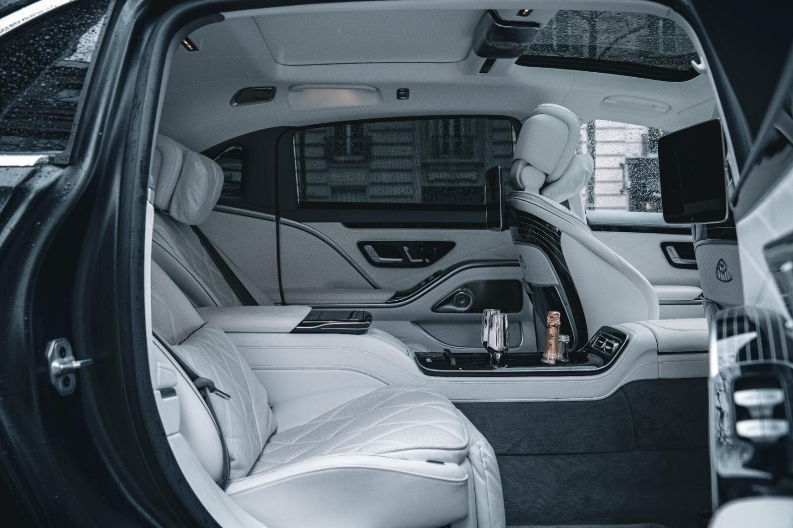Mercedes-Maybach GLS 600 — 4