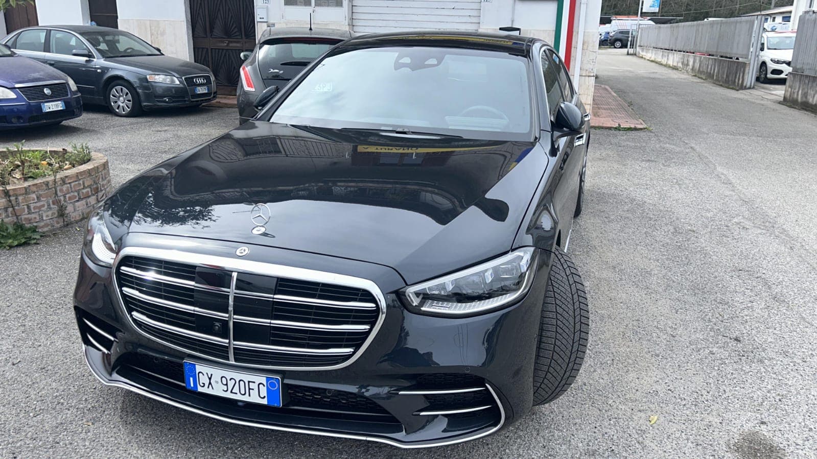 Mercedes-Benz S-Class 500