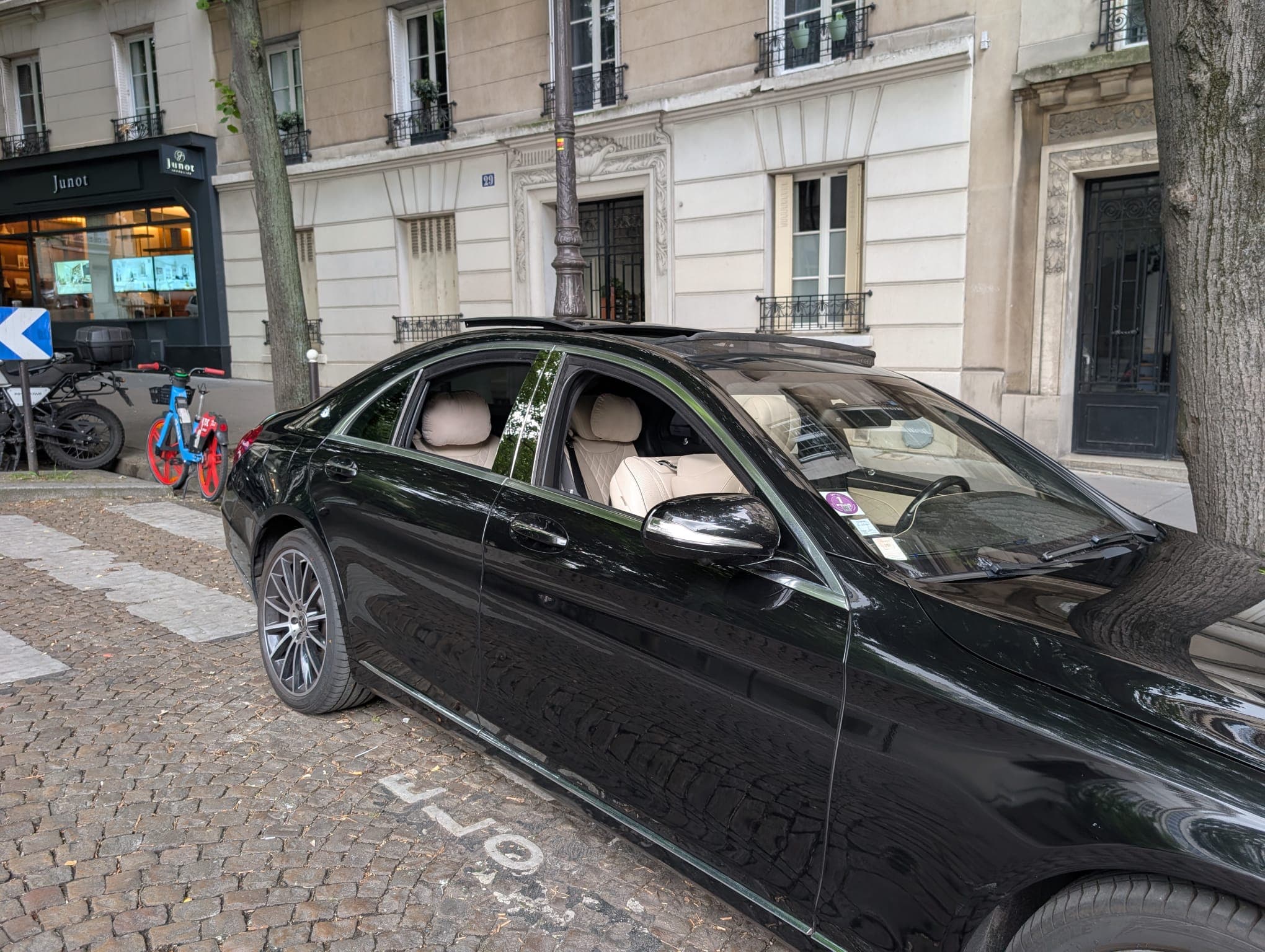Private Chauffeur Nice & Côte d'Azur: The Ultimate Guide