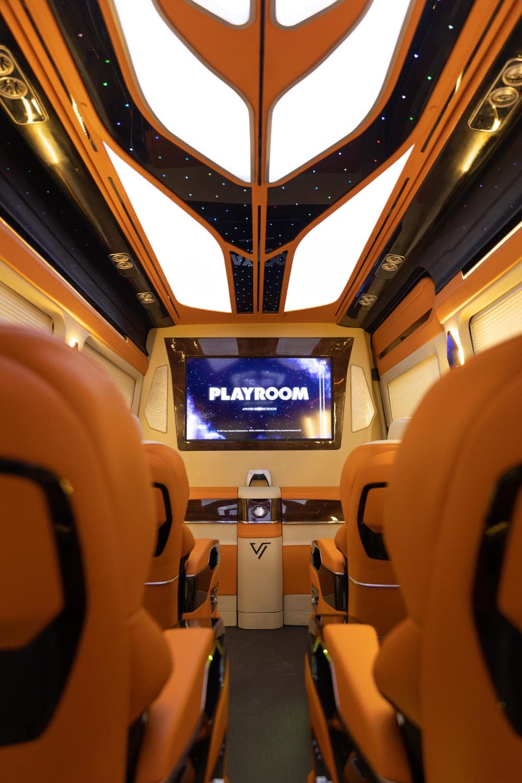 Luxury group yacht Mediterranean Paris