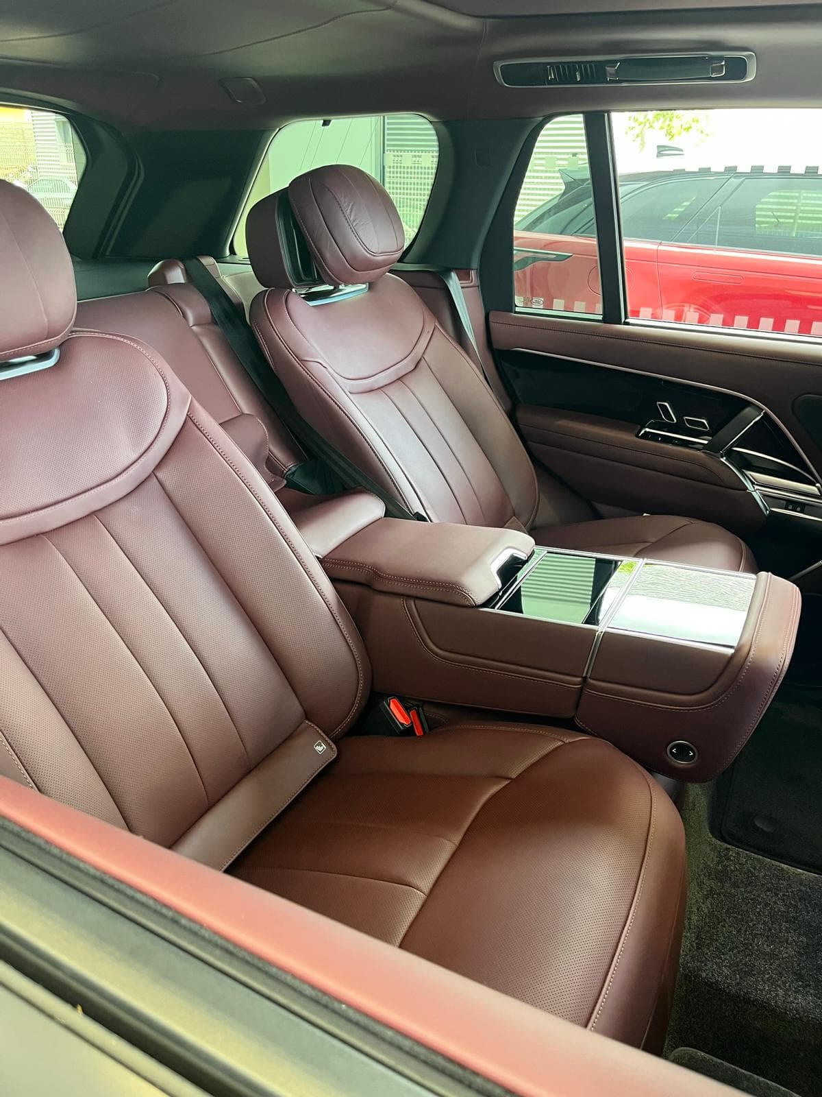 Range Rover — 5