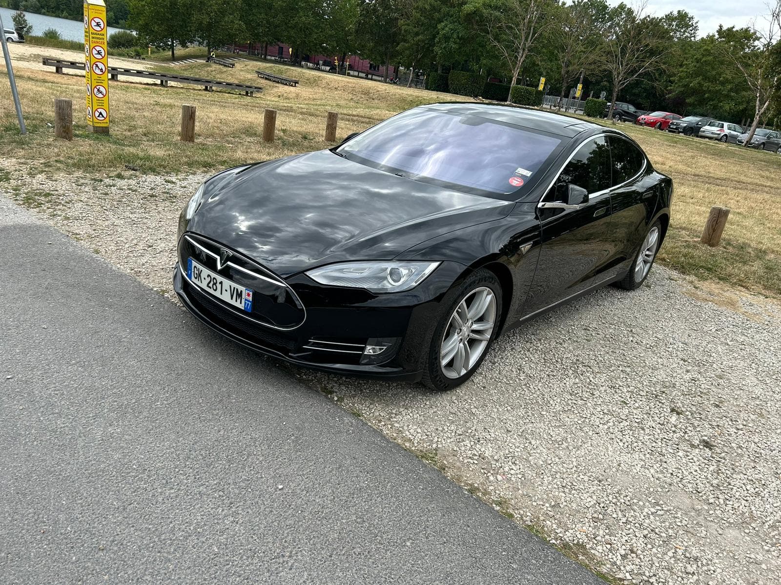 Tesla Model S — 2